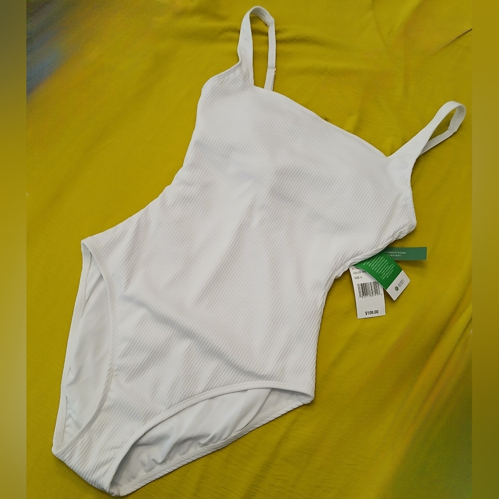 White One-piece Swimsuit